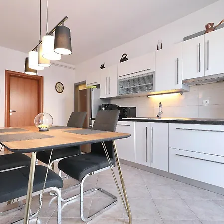One Bedroom With Bbq