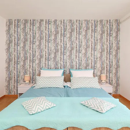 Апартаменты One Bedroom With Bbq *