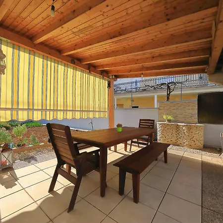 One Bedroom With Bbq *